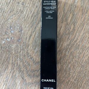 Chanel Stylo Yeux Waterproof Eyeliner in 20 espresso
